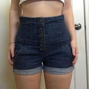 HIGH waisted shorts